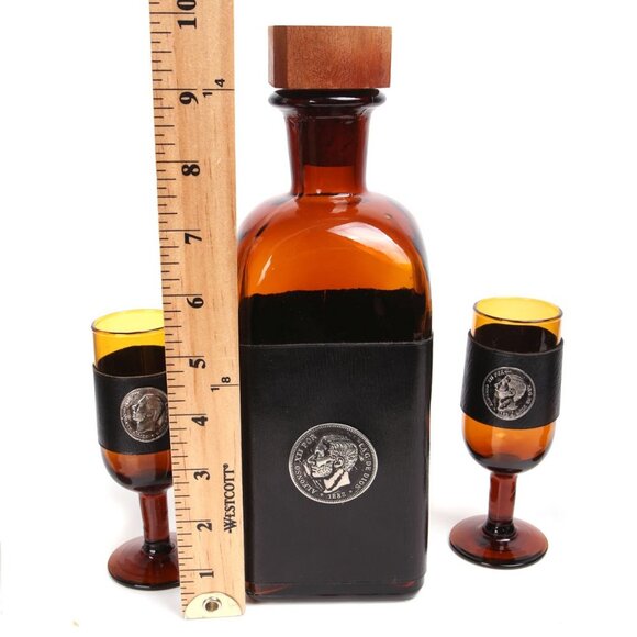 Vintage Spanish Amber Decanter 6 Glasses Coin Faux Leather Wrapped King Alfonso - Picture 7 of 8